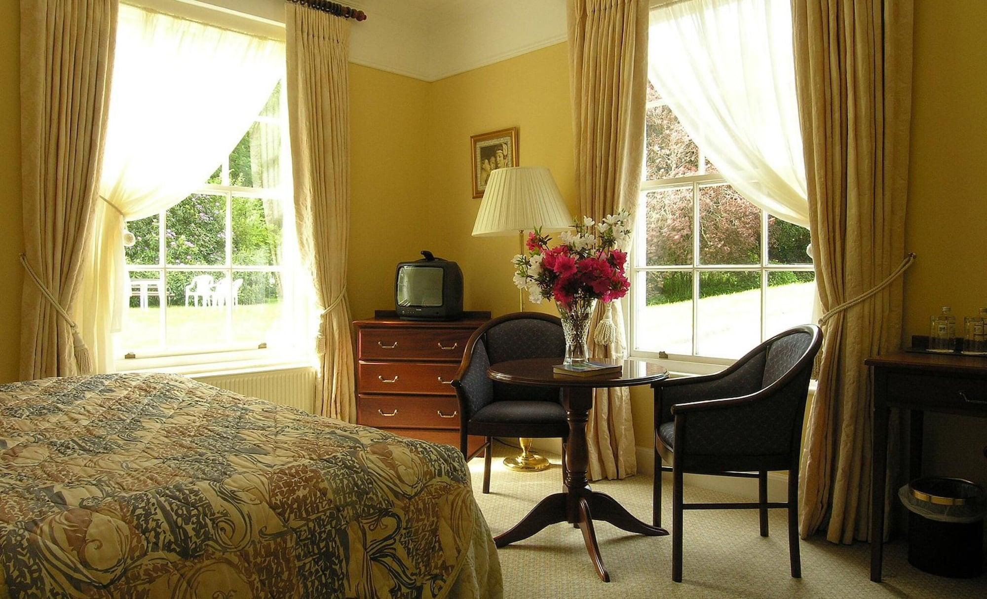 Ross Lake House Hotel Killarone ภายนอก รูปภาพ