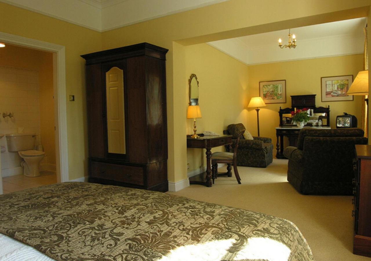 Ross Lake House Hotel Killarone ภายนอก รูปภาพ